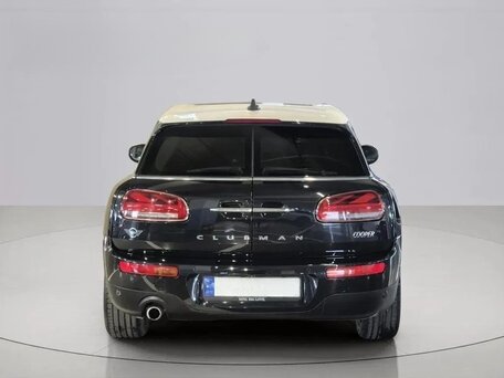 2023 Mini Clubman Cooper II Рестайлинг, чёрный, 1801555 рублей, вид 4