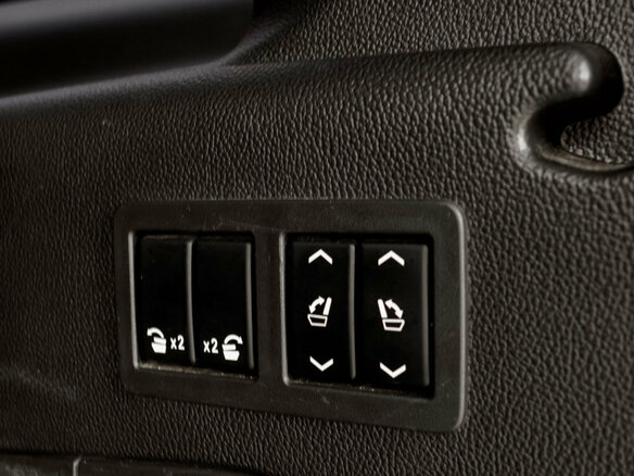 2016 Cadillac Escalade ESV IV, чёрный, 3390000 рублей - вид 33