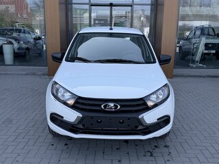 2026 Lada (ВАЗ) Granta I Рестайлинг, белый, 885000 рублей, вид 3