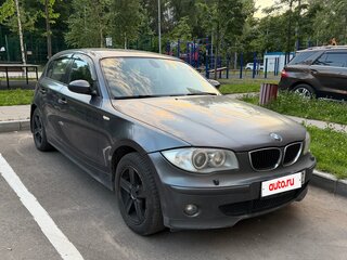 2006 BMW 1 серии 120i I (E81/E82/E87/E88), серый, 570000 рублей, вид 3