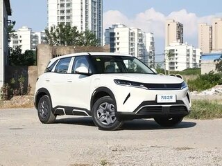 2026 BYD Yuan Up 32 kWh, белый, 1943033 рублей, вид 3