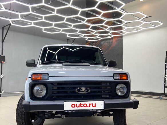 2024 Lada (ВАЗ) Niva Legend Euro-2 I, белый, 830000 рублей - вид 1