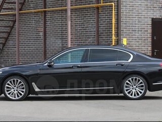 2015 BMW 7 серии Long 730Ld xDrive VI (G11/G12), чёрный, 3100000 рублей, вид 5
