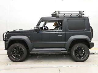 2023 Suzuki Jimny Sierra IV, чёрный, 1890000 рублей, вид 3