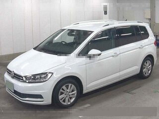 2019 Volkswagen Touran II, белый, 1650000 рублей, вид 1