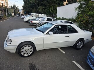 1992 Mercedes-Benz E-Класс 320 I (W124), белый, 1700000 рублей, вид 5