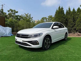 2023 Volkswagen Bora IV (China Market) Рестайлинг, белый, 1200000 рублей, вид 1