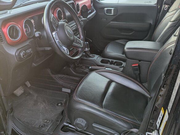 2018 Jeep Wrangler IV (JL), чёрный, 4550000 рублей - вид 5
