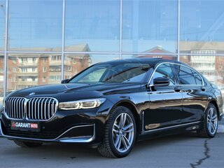 2019 BMW 7 серии Long 730Ld xDrive VI (G11/G12) Рестайлинг, чёрный, 4685000 рублей, вид 3