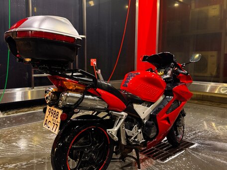 2001 Honda VFR 800, красный, 360000 рублей, вид 5