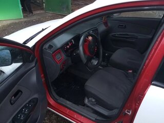 2010 Kia Rio II Рестайлинг, белый, 380000 рублей, вид 2