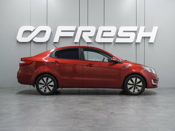 2013 Kia Rio 4-speed III, красный - вид 4