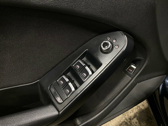 2012 Audi A4 IV (B8) Рестайлинг, чёрный, 1160000 рублей - вид 14