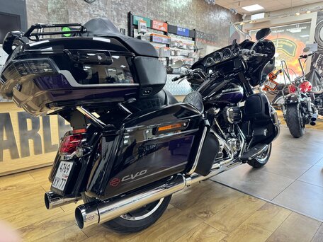 2020 Harley-Davidson CVO Limited, фиолетовый, 2690000 рублей, вид 3