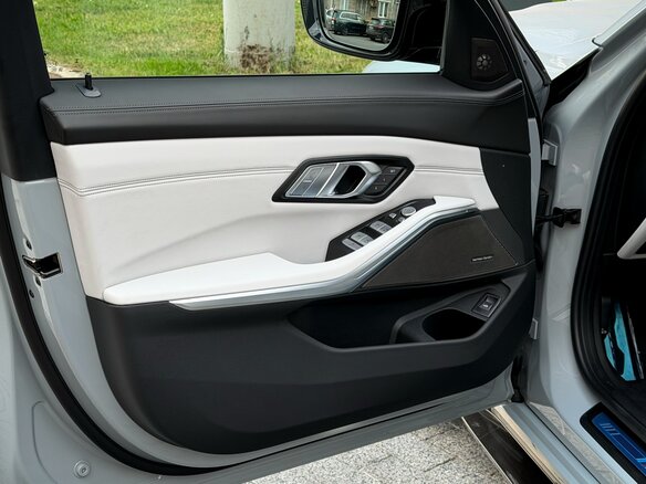 2026 BMW M3 Competition Package VI (G80) Рестайлинг, серый, 16950000 рублей - вид 17