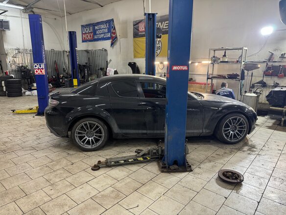 2003 Mazda RX-8 I, чёрный, 800000 рублей - вид 3