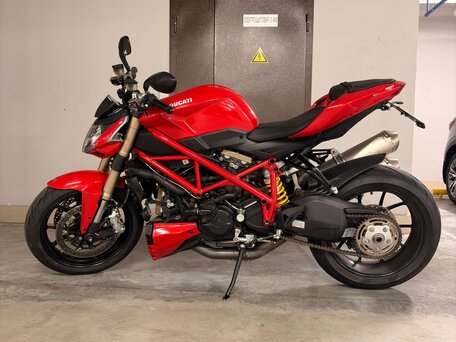 2015 Ducati Streetfighter, красный, 790000 рублей, вид 3