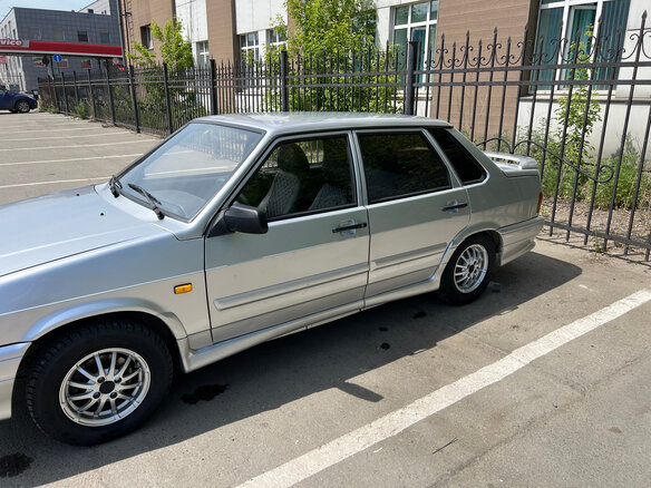 2012 Lada (ВАЗ) 2115, серебристый, 220000 рублей - вид 3