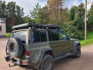 1994 Nissan Patrol IV (Y60), зелёный, 900000 рублей, вид 2