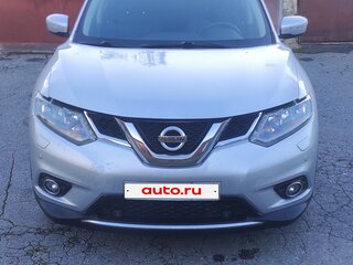 2015 Nissan X-Trail III, серебристый, 1420000 рублей, вид 1