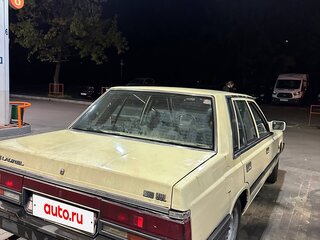 1986 Nissan Laurel V (C32), бежевый, 225000 рублей, вид 4