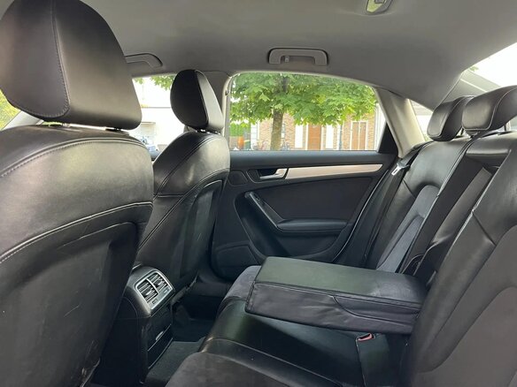 2011 Audi A4 IV (B8), белый - вид 24