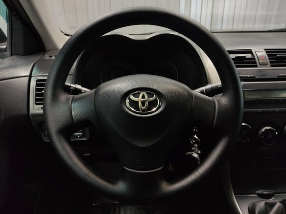 2008 Toyota Corolla X (E140, E150), чёрный, 670000 рублей - вид 6