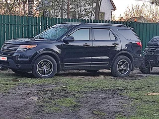 2015 Ford Explorer V, чёрный, 2450000 рублей, вид 4