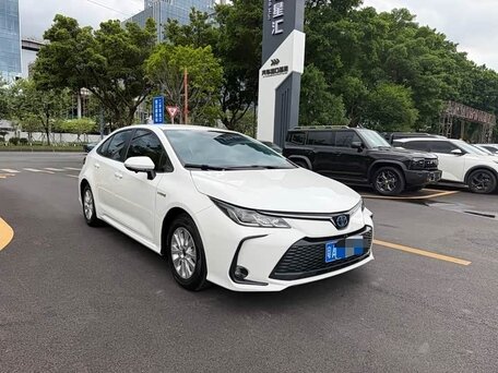 Toyota Corolla XII (E210)