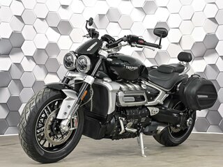 2022 Triumph Rocket III, чёрный, 1899000 рублей, вид 2
