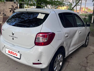 2018 Renault Sandero II Рестайлинг, белый, 950000 рублей, вид 3