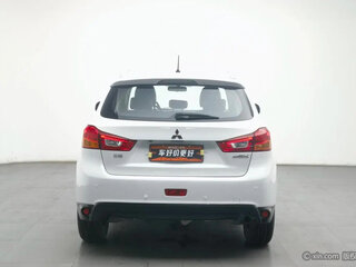 2018 Mitsubishi ASX I Рестайлинг 2, белый, 1550000 рублей, вид 4