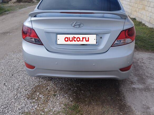 2011 Hyundai Solaris I, серебристый, 730000 рублей - вид 5