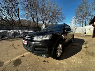 2014 Volkswagen Touareg II, чёрный, 2050000 рублей, вид 1