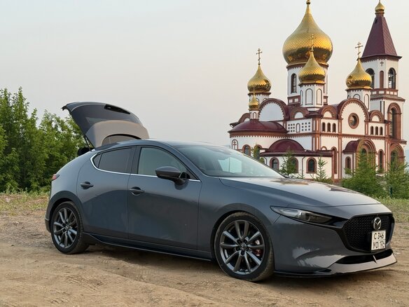 2019 Mazda 3 IV (BP), серый, 1600000 рублей - вид 5