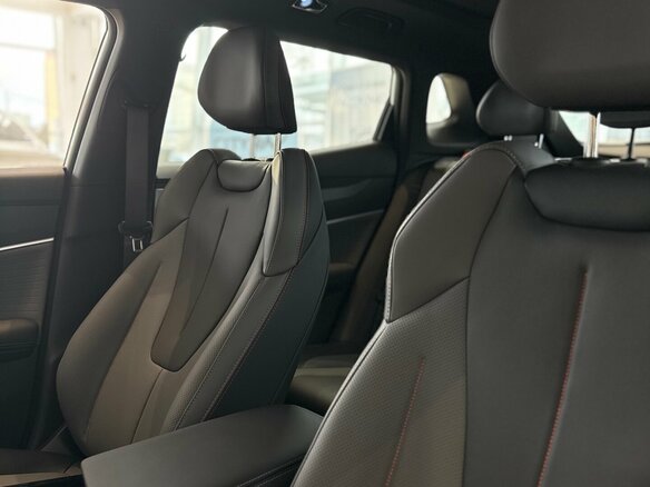2026 Geely Cityray, белый, 3344990 рублей - вид 9