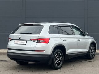2019 Skoda Kodiaq I, серебристый, 1730000 рублей, вид 5