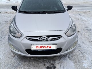 2014 Hyundai Solaris I, серебристый, 950000 рублей, вид 1
