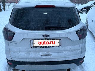 2018 Ford Kuga II Рестайлинг, серебристый, 1500000 рублей, вид 4