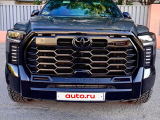 2022 Toyota Tundra CrewMax III, серый, 8200000 рублей, вид 1
