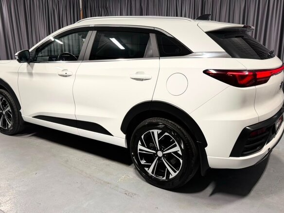 2022 JAC JS6, белый - вид 10