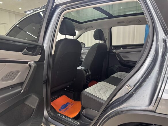 2022 Volkswagen Tayron I, серый, 2650000 рублей - вид 6