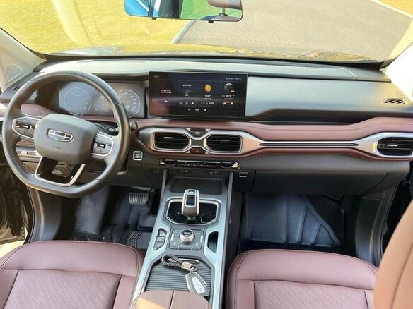 2022 Geely Okavango I, чёрный, 2300000 рублей - вид 10