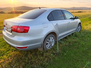 2013 Volkswagen Jetta VI, серебристый, 1015000 рублей, вид 5