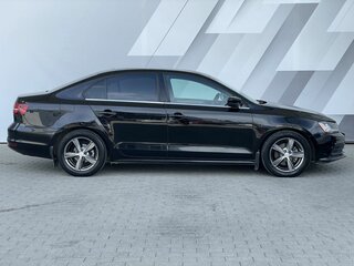 2017 Volkswagen Jetta VI Рестайлинг, чёрный, 1288000 рублей, вид 4