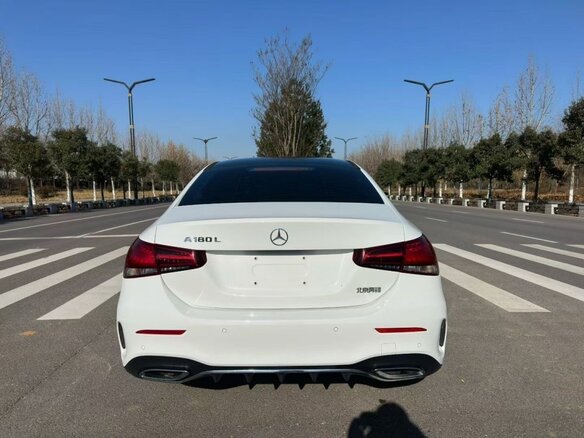 2020 Mercedes-Benz A-Класс 180 Long IV (W177), белый, 1630000 рублей - вид 3