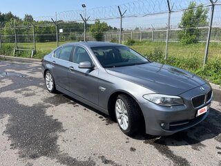 2011 BMW 5 серии 530d xDrive VI (F10/F11/F07), серый, 1800000 рублей, вид 3