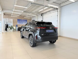 2022 Toyota Yaris Cross I, чёрный, 2199900 рублей, вид 4