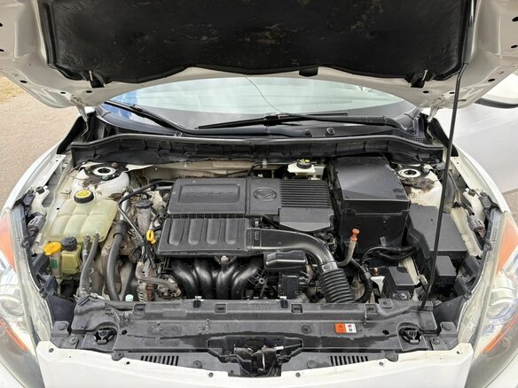 2011 Mazda 3 II (BL), белый, 950000 рублей - вид 13