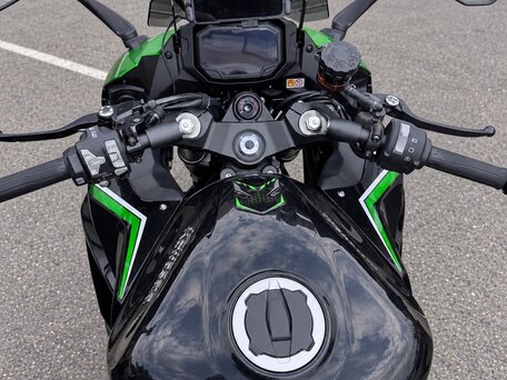 2023 Kawasaki Ninja 1000 SX, чёрный, 1500000 рублей, вид 5